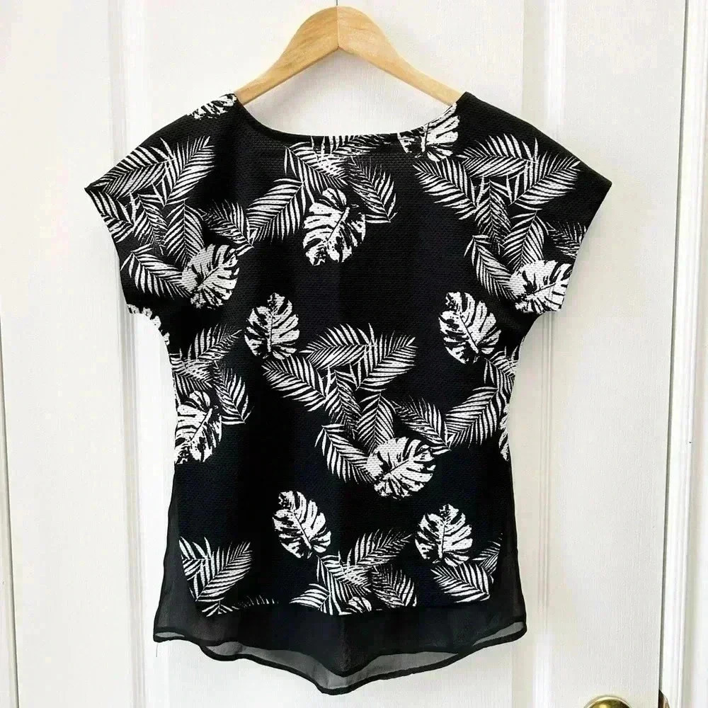 Ricki’s Black & White Loose Fit V Neck Top Sheer Hem Short Sleeves XS - Picture 5 of 16